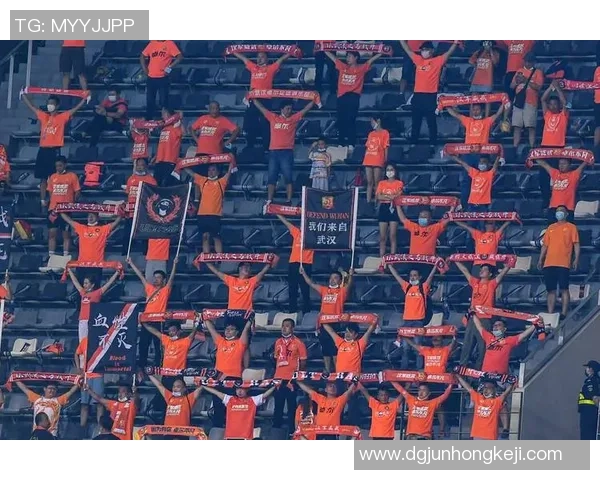 香港足球明星队南昌精彩赛事门票热销球迷踊跃购票支持球队